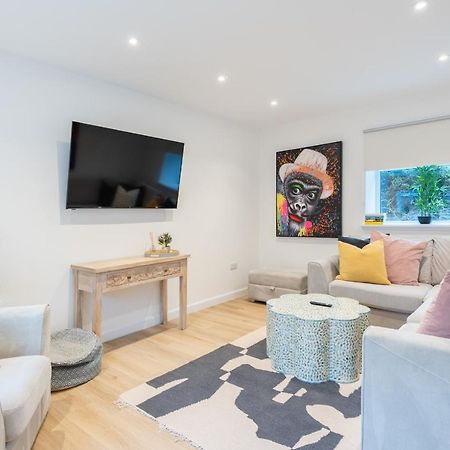 The Pinkish House - 4 Bed Home In The Town Centre Blairgowrie and Rattray Exterior photo